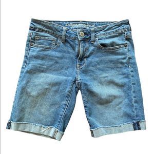American Eagle Stretch Shorts Size 4